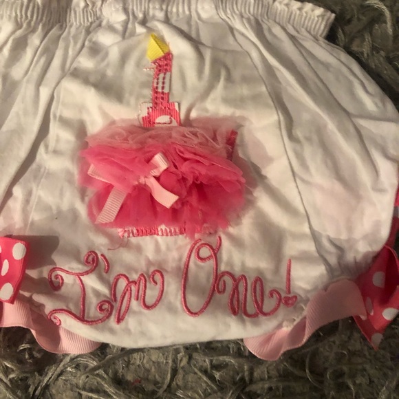 MudPie bloomers and Matching headband for 1st bday - Picture 2 of 3